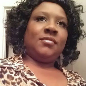 Meet your Posher, Nikia